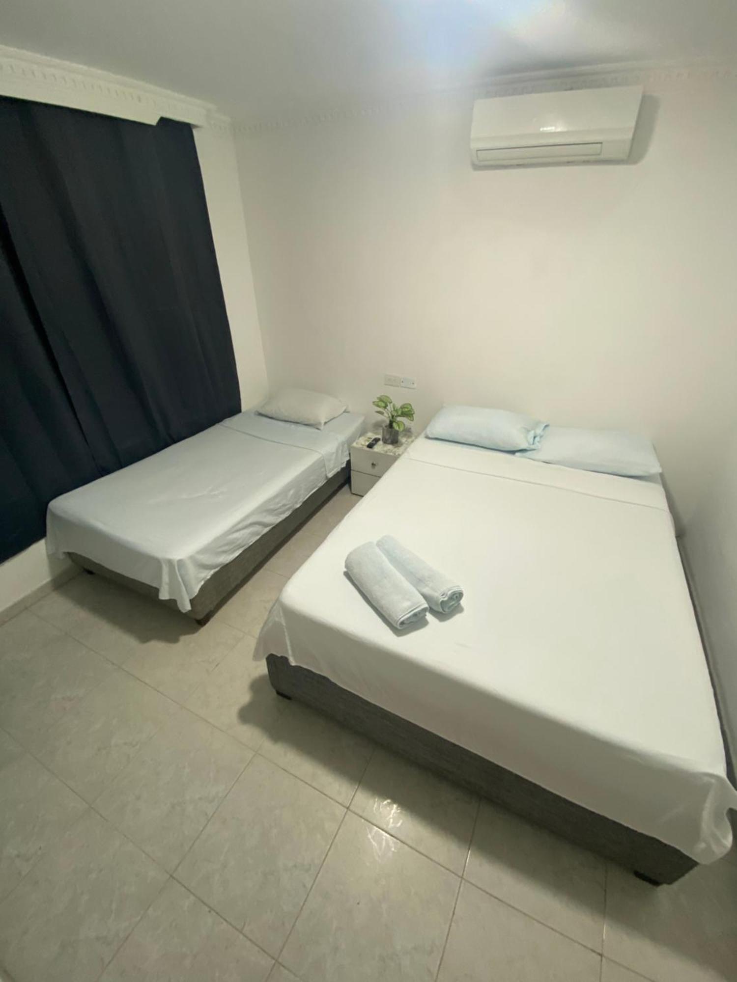 Guest house Cerca Al Aeropuerto 6 3*