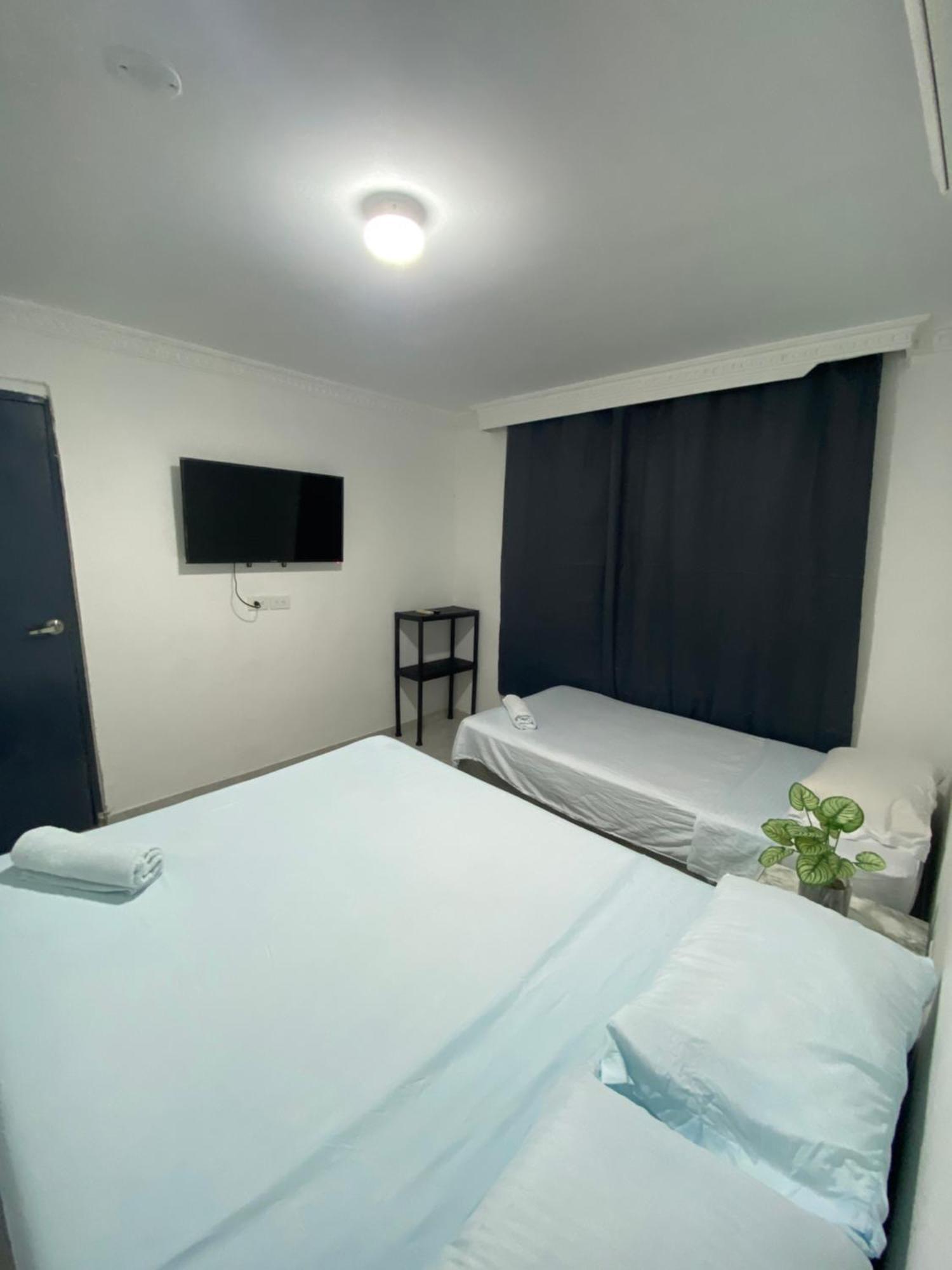 Cerca Al Aeropuerto 6 Guest house 3*